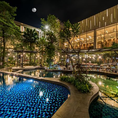 Holiday Inn Cikarang Jababeka By Ihg Zewnętrze zdjęcie