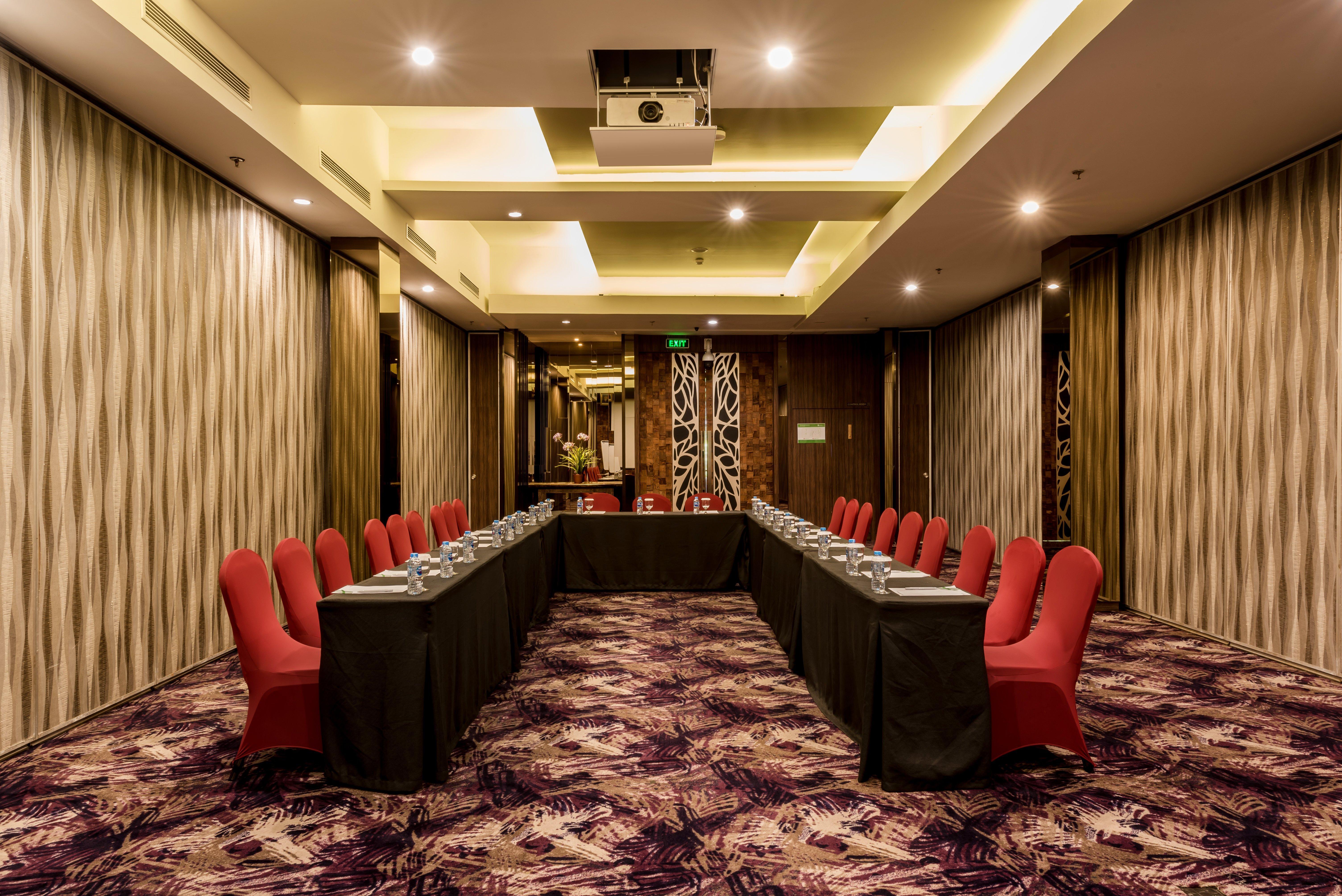 Holiday Inn Cikarang Jababeka By Ihg Zewnętrze zdjęcie