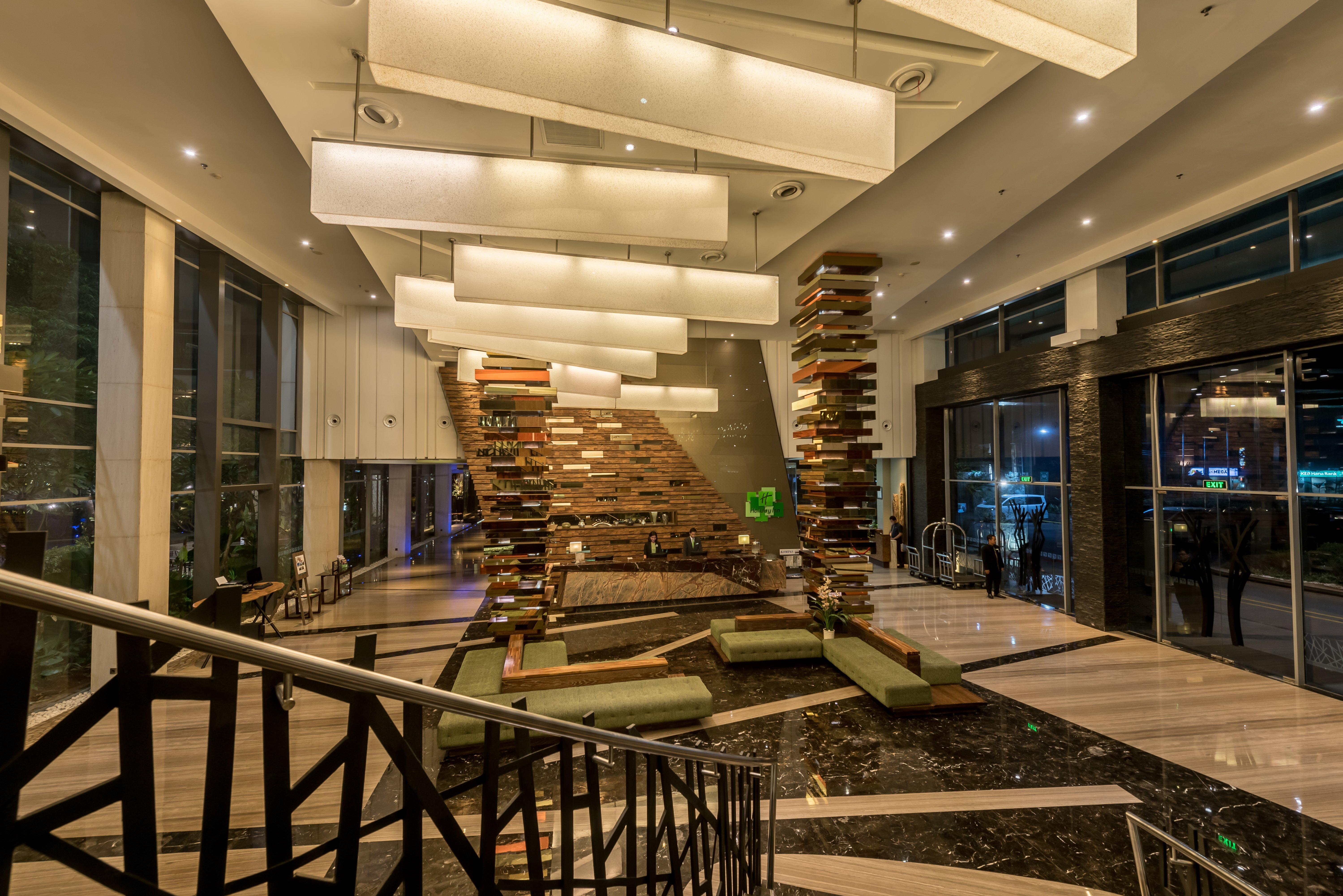 Holiday Inn Cikarang Jababeka By Ihg Zewnętrze zdjęcie