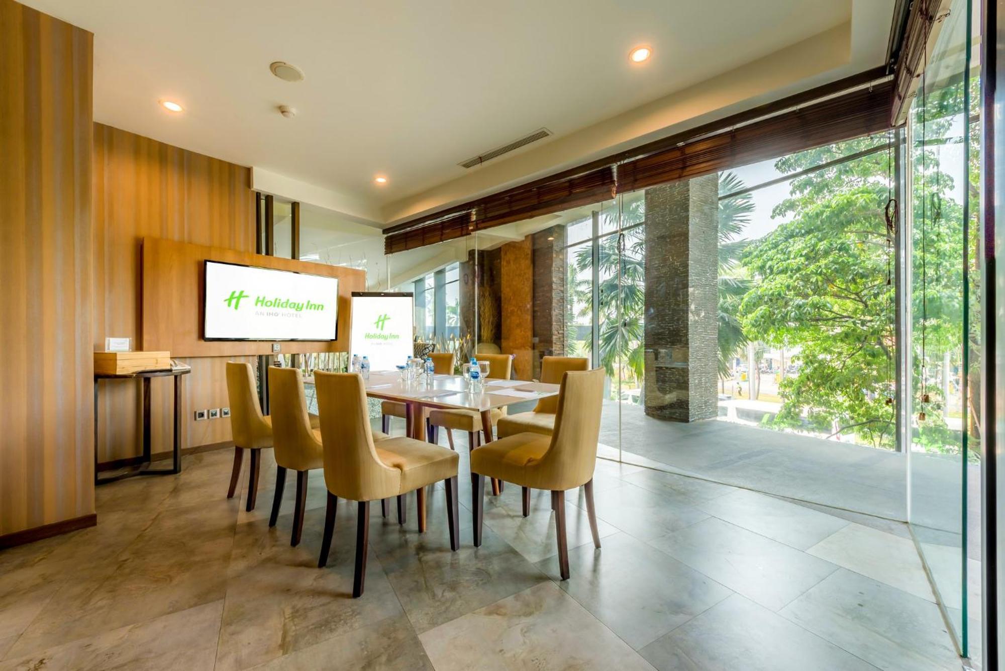 Holiday Inn Cikarang Jababeka By Ihg Zewnętrze zdjęcie