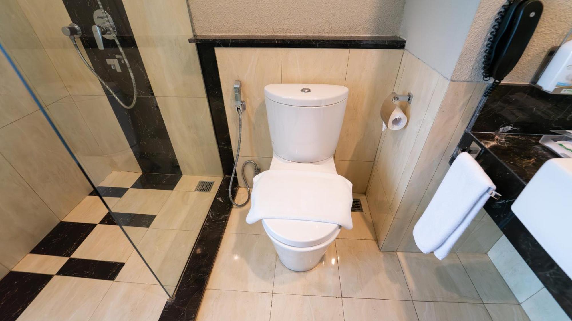 Holiday Inn Cikarang Jababeka By Ihg Zewnętrze zdjęcie