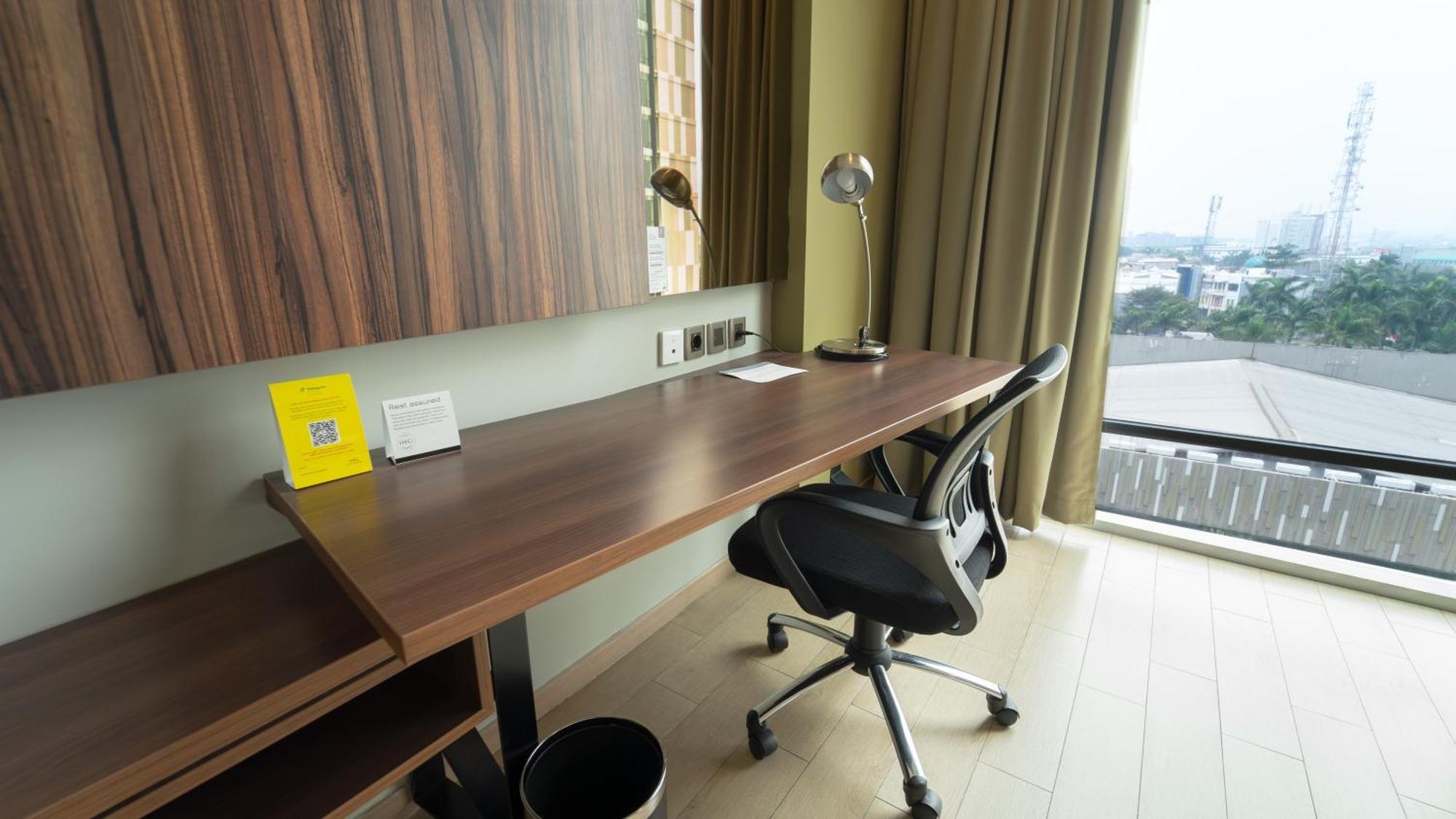 Holiday Inn Cikarang Jababeka By Ihg Zewnętrze zdjęcie